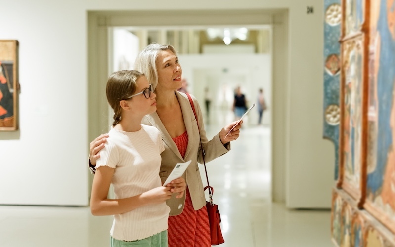 How Small Museums Can Better Manage Seasonal Staff and Volunteers