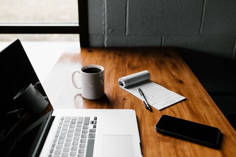 How to Master the Art of the Follow-Up and Make More Sales