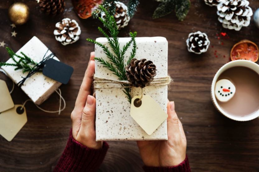 Holiday Gift Guide for The Artist on Your List