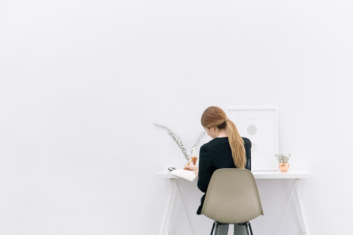 Is it Time to Hire an Art Studio Assistant?