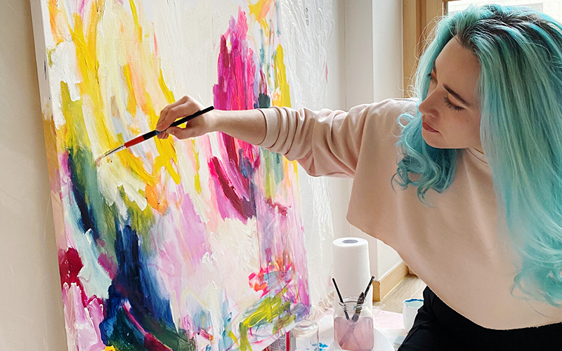 Preparing to Ship Your Artwork with Julia Badow