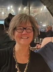 Laura Stangel Schmidt profile image