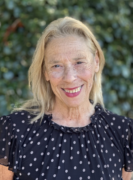 Carolyn Schlam