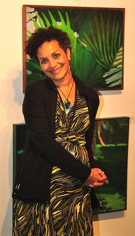 Julia Santos Solomon profile image
