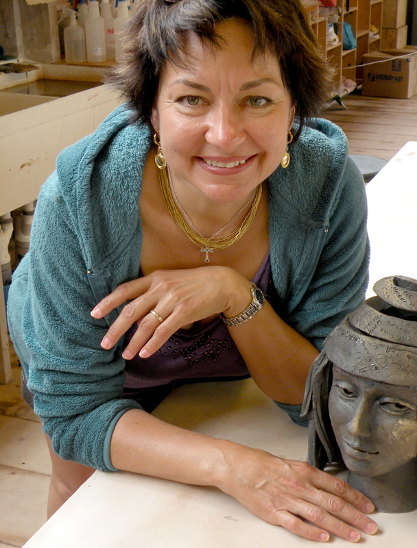 S.Vera (Vera Smiley) profile image
