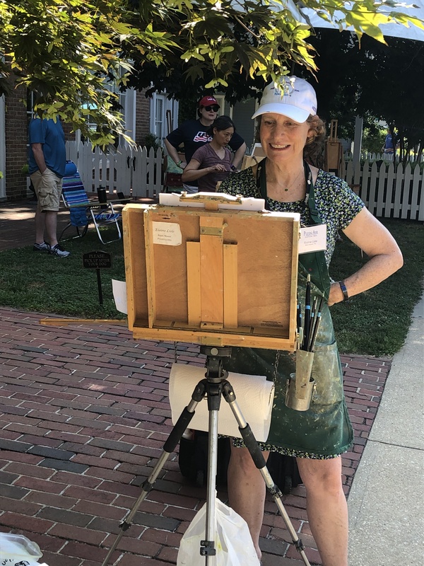 Elaine Lisle profile image