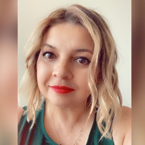 Carolina (Caro)  Ramonde