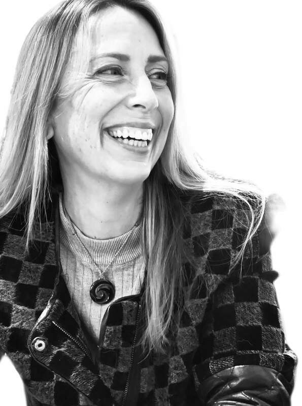 Jo Richards Hooker Artist profile image