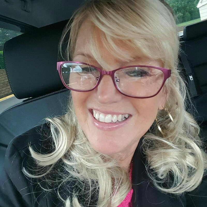 Elizabeth Stathis profile image